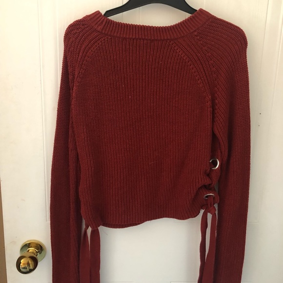 Forever 21 Side-Tie Cropped Sweater - Picture 2 of 2